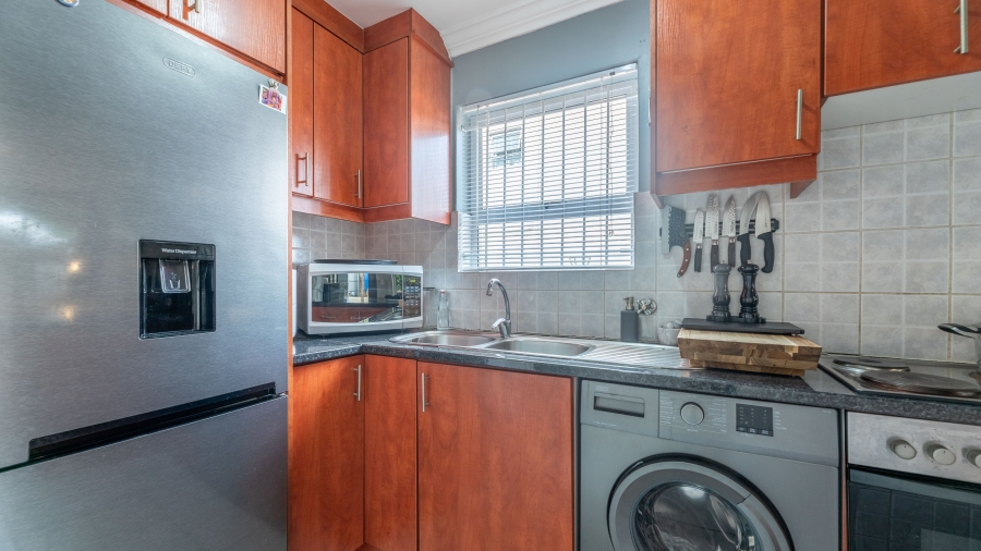 2 Bedroom Property for Sale in Parklands Western Cape
